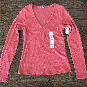 Old Navy Pink Fitted Long Sleeve Tee